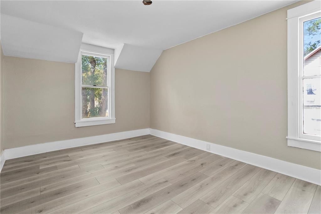 В аренду: $1,995 (4 спален, 2 ванн, 1482 Квадратных фут)