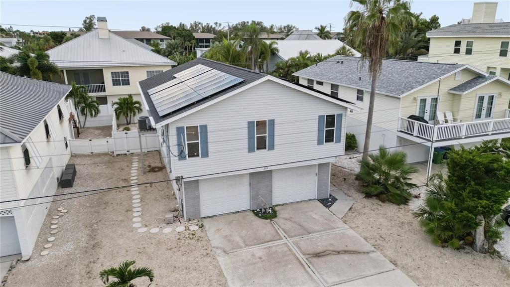 For Sale: $1,200,000 (3 beds, 2 baths, 1500 Square Feet)