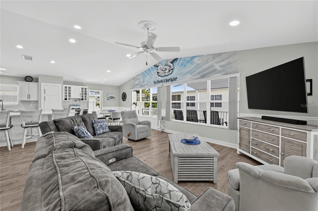For Sale: $1,200,000 (3 beds, 2 baths, 1500 Square Feet)