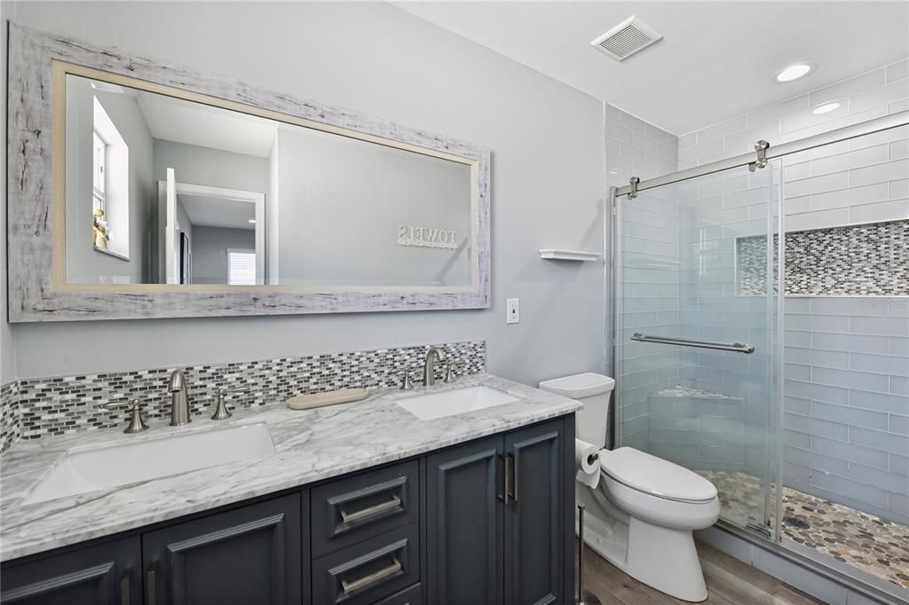 For Sale: $1,200,000 (3 beds, 2 baths, 1500 Square Feet)