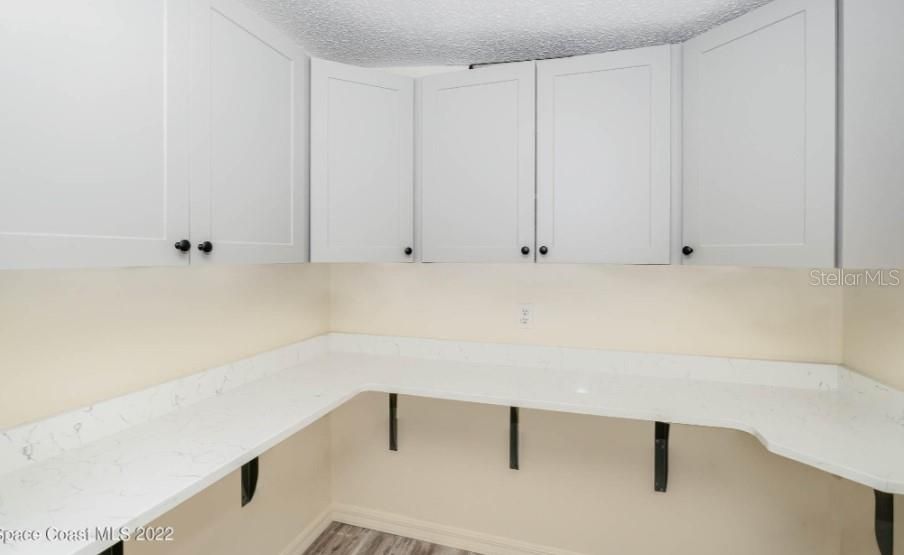 En Venta: $269,900 (3 camas, 2 baños, 1296 Pies cuadrados)