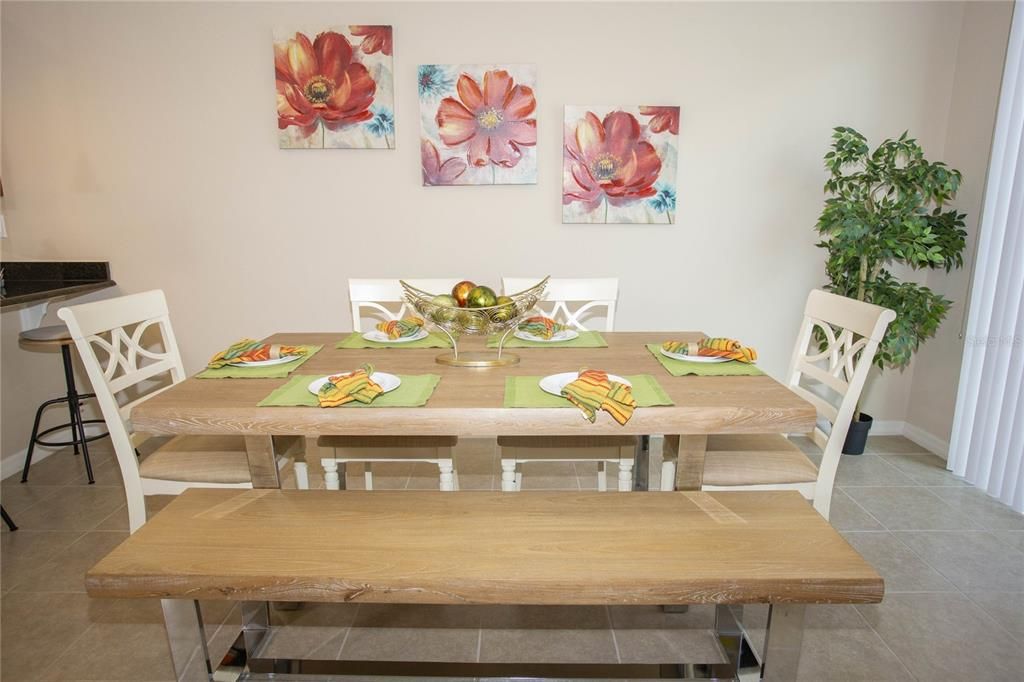 For Sale: $370,000 (4 beds, 3 baths, 1649 Square Feet)
