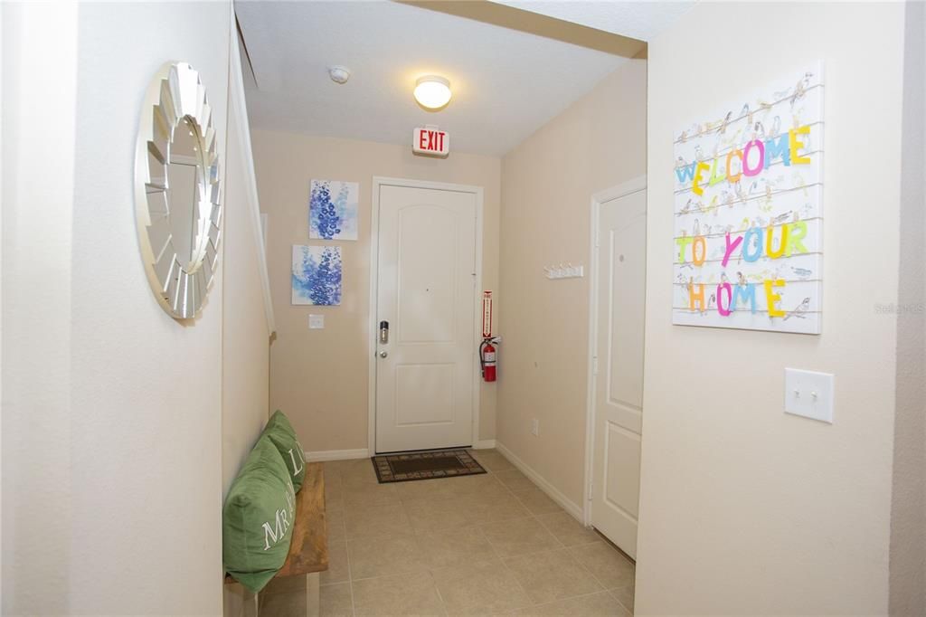 For Sale: $370,000 (4 beds, 3 baths, 1649 Square Feet)