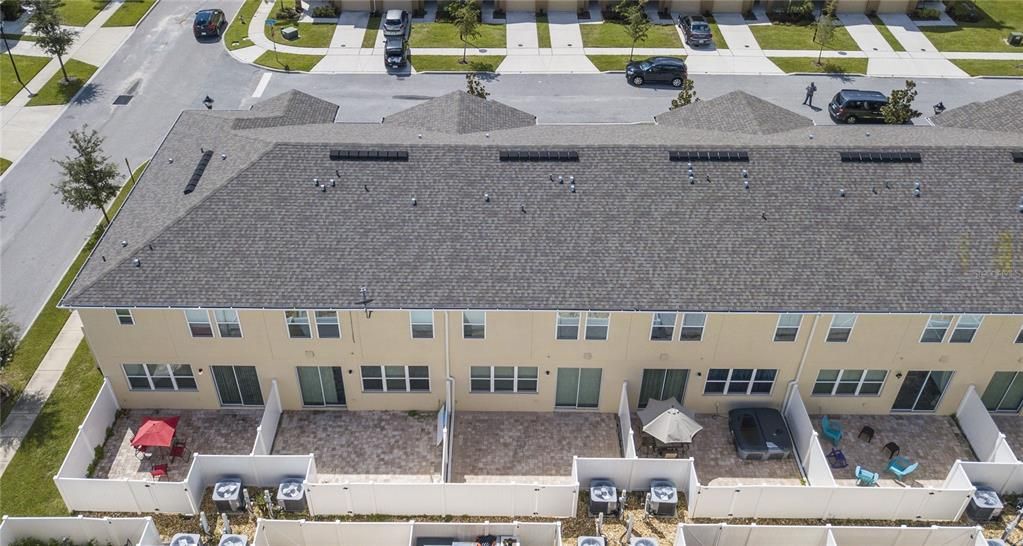 For Sale: $370,000 (4 beds, 3 baths, 1649 Square Feet)
