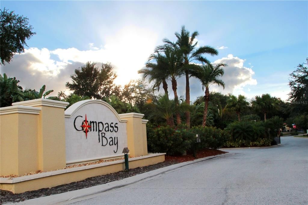 For Sale: $370,000 (4 beds, 3 baths, 1649 Square Feet)
