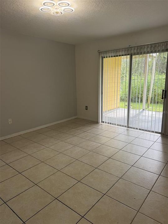 For Rent: $1,825 (3 beds, 2 baths, 1357 Square Feet)