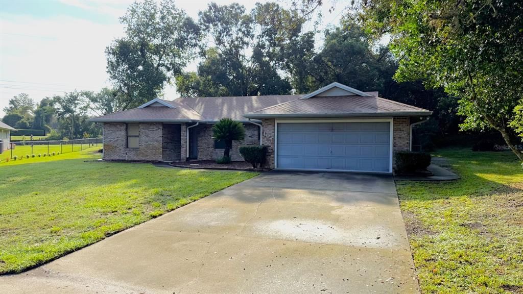 For Sale: $335,000 (3 beds, 2 baths, 1851 Square Feet)