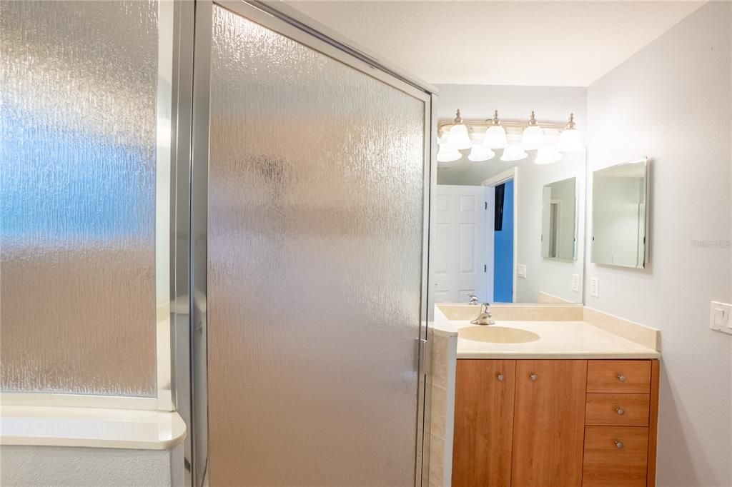 En Venta: $385,000 (3 camas, 2 baños, 1620 Pies cuadrados)