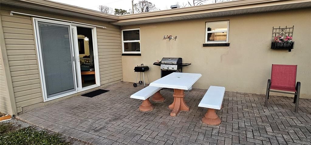 En Venta: $439,000 (3 camas, 2 baños, 1108 Pies cuadrados)