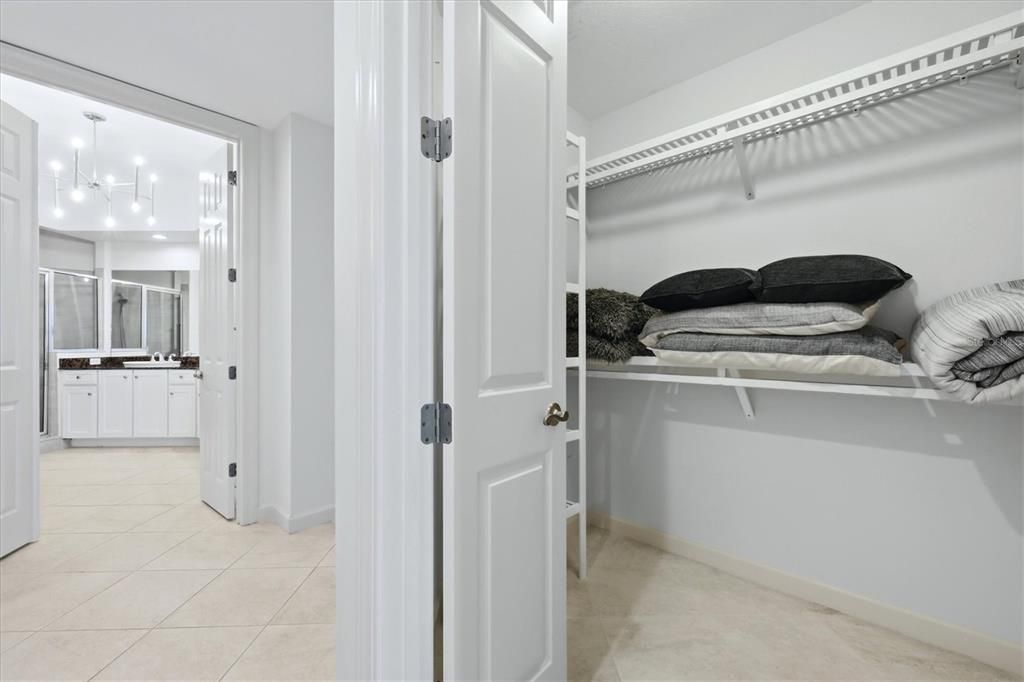 For Sale: $525,000 (4 beds, 3 baths, 2761 Square Feet)