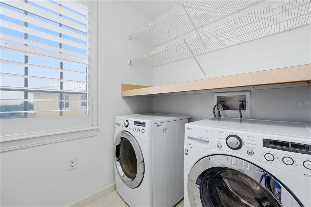 For Sale: $525,000 (4 beds, 3 baths, 2761 Square Feet)