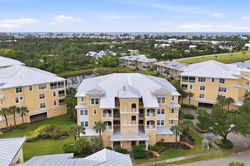 For Sale: $525,000 (4 beds, 3 baths, 2761 Square Feet)
