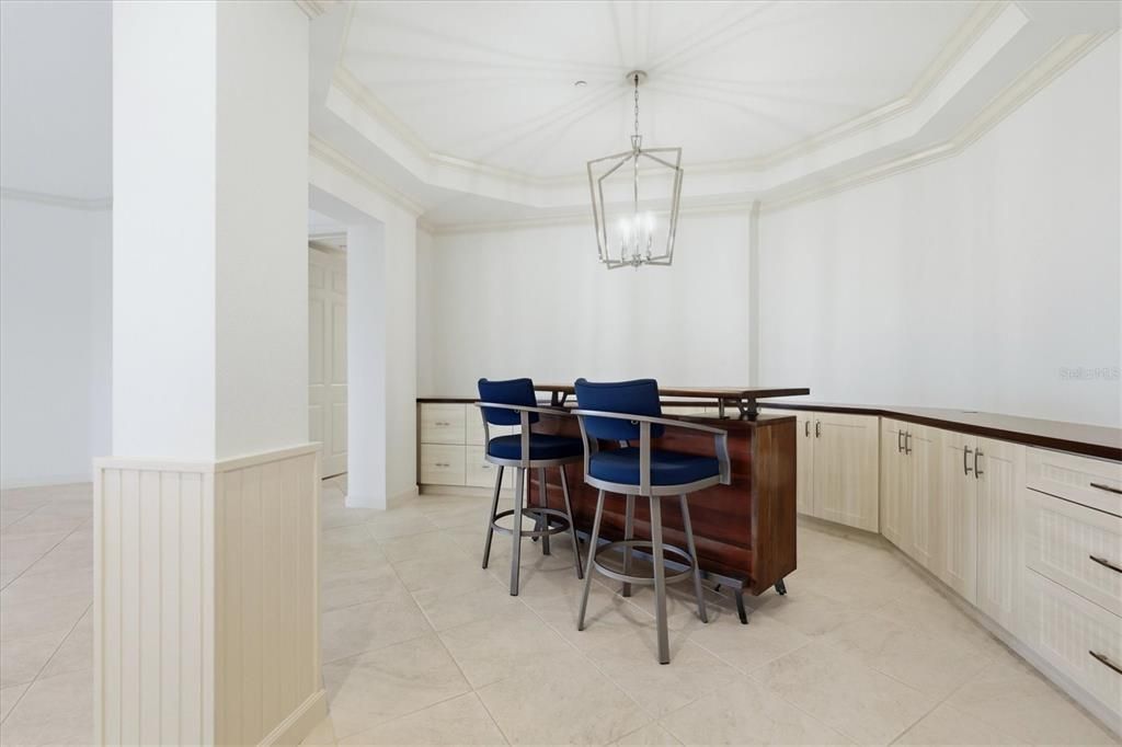 For Sale: $525,000 (4 beds, 3 baths, 2761 Square Feet)
