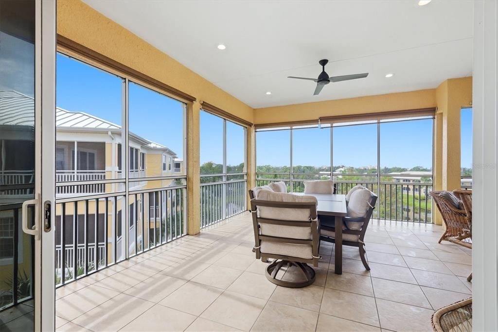 For Sale: $525,000 (4 beds, 3 baths, 2761 Square Feet)