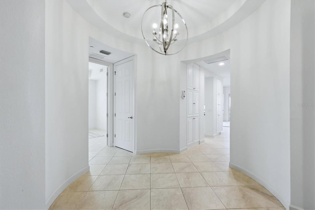 For Sale: $525,000 (4 beds, 3 baths, 2761 Square Feet)