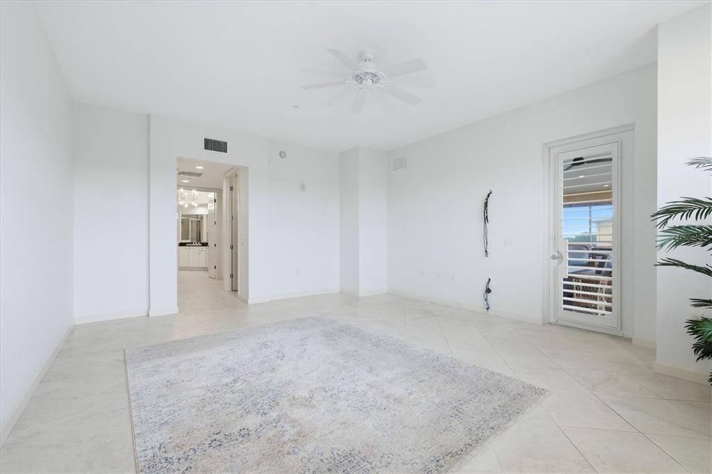 For Sale: $525,000 (4 beds, 3 baths, 2761 Square Feet)