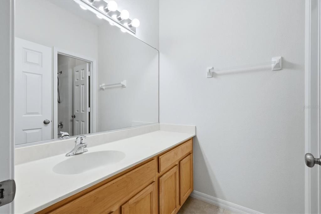 For Sale: $329,900 (3 beds, 2 baths, 1954 Square Feet)
