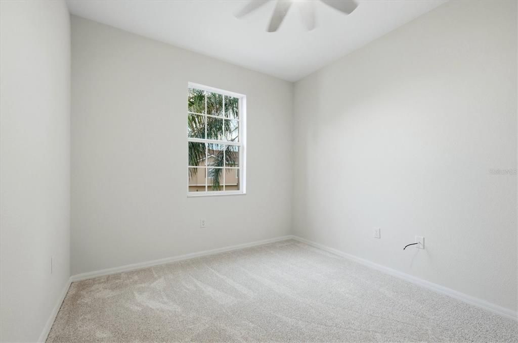 For Sale: $329,900 (3 beds, 2 baths, 1954 Square Feet)