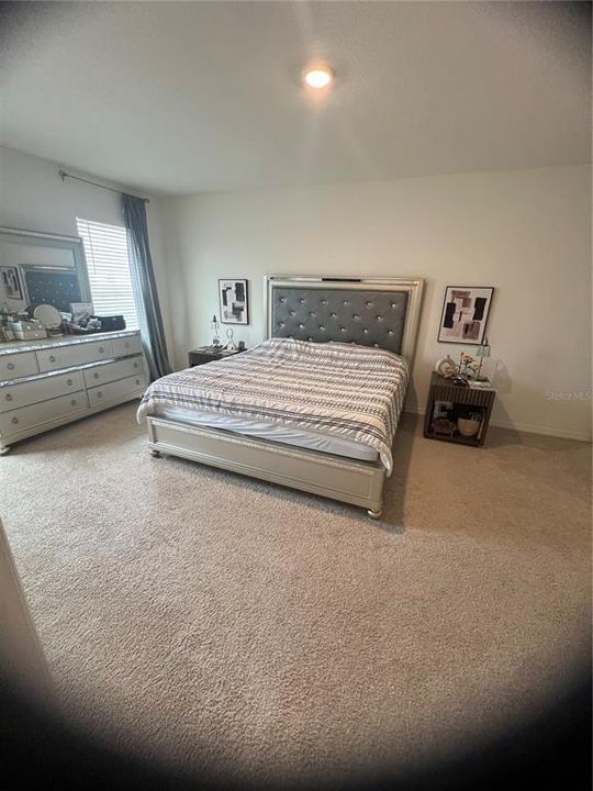 For Sale: $460,000 (5 beds, 3 baths, 2626 Square Feet)