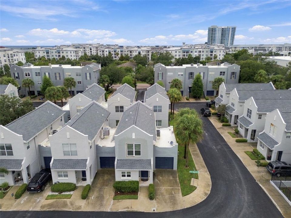 待售: $399,000 (2 贝兹, 2 浴室, 1261 平方英尺)