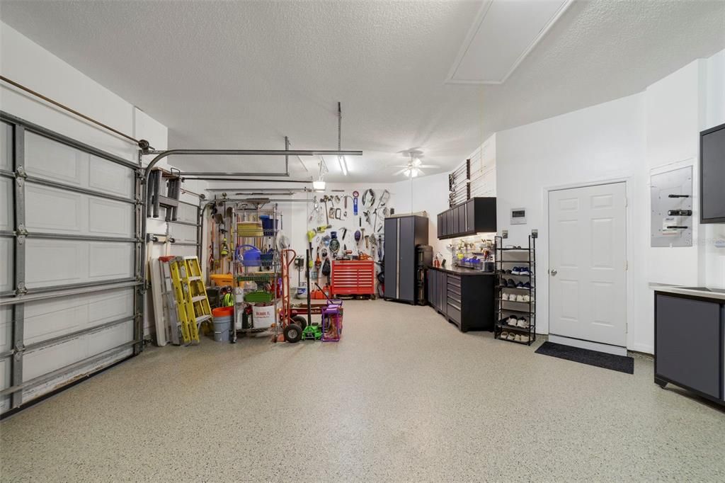 For Sale: $579,000 (4 beds, 2 baths, 2172 Square Feet)