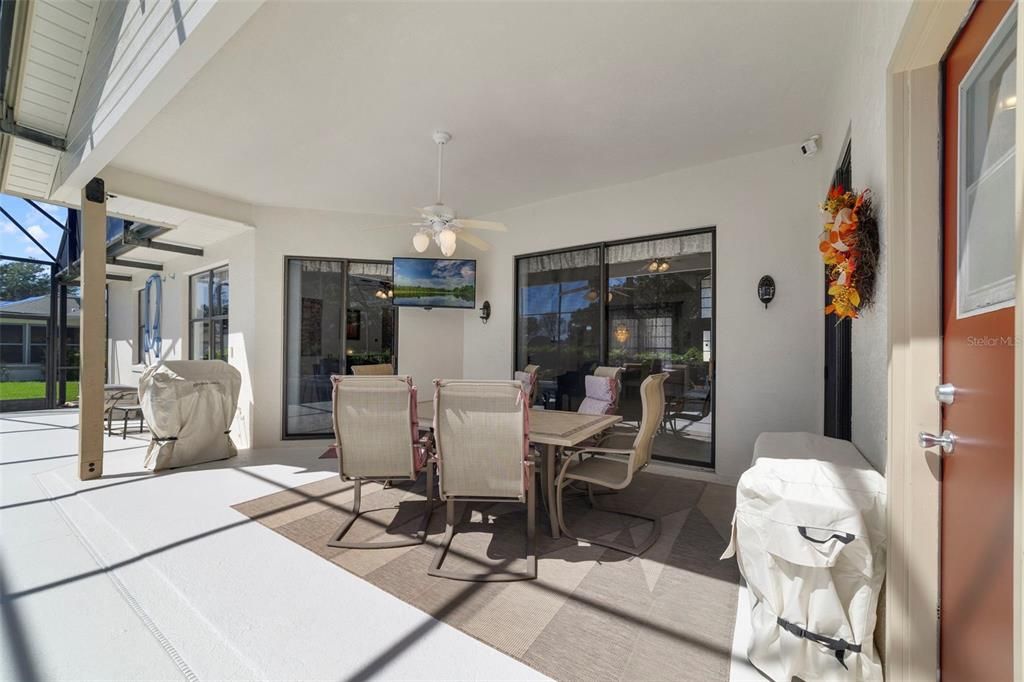 For Sale: $579,000 (4 beds, 2 baths, 2172 Square Feet)
