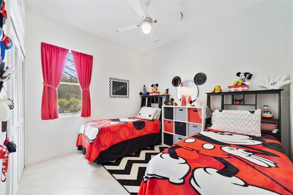 For Sale: $579,000 (4 beds, 2 baths, 2172 Square Feet)