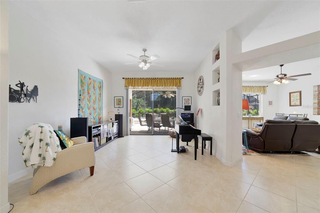 For Sale: $579,000 (4 beds, 2 baths, 2172 Square Feet)