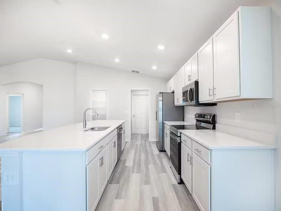 For Sale: $391,675 (4 beds, 2 baths, 1819 Square Feet)