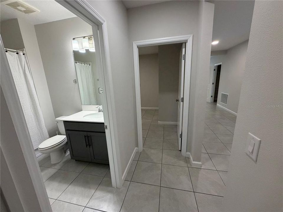 En Venta: $394,900 (4 camas, 2 baños, 1734 Pies cuadrados)