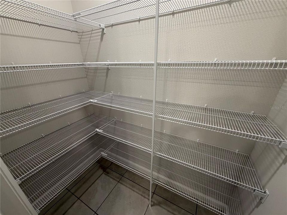 En Venta: $394,900 (4 camas, 2 baños, 1734 Pies cuadrados)