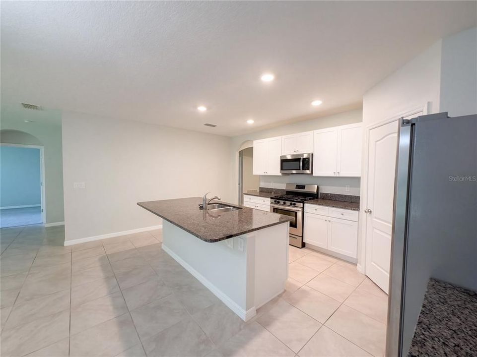For Sale: $363,000 (4 beds, 2 baths, 1865 Square Feet)