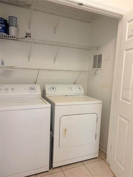 В аренду: $1,600 (2 спален, 2 ванн, 1112 Квадратных фут)