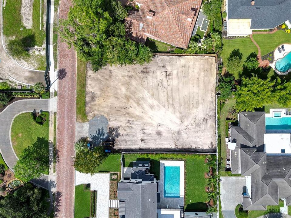 待售: $2,100,000 (0.36 acres)