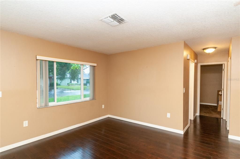En Venta: $250,000 (3 camas, 2 baños, 1280 Pies cuadrados)