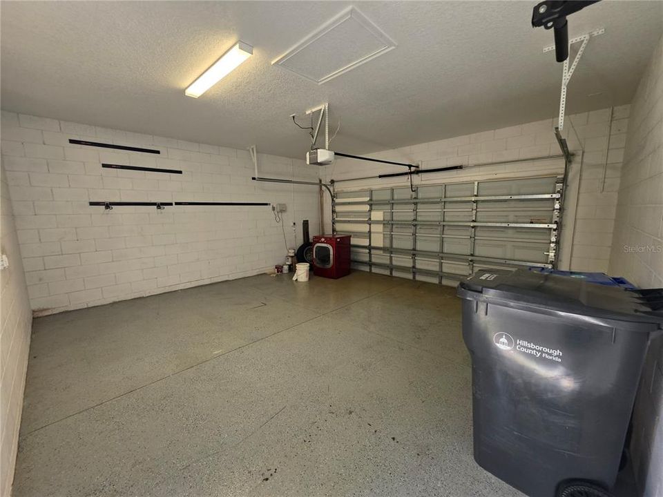 En Renta: $2,900 (4 camas, 3 baños, 2576 Pies cuadrados)