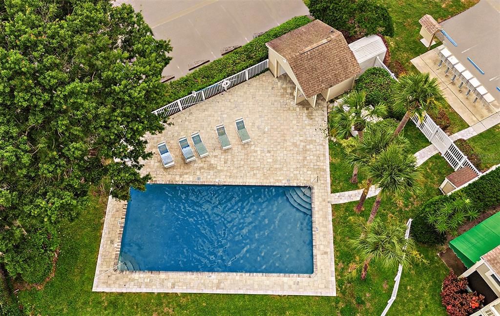 На продажу: $219,000 (2 спален, 2 ванн, 1270 Квадратных фут)