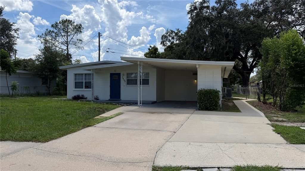 En Venta: $239,900 (4 camas, 2 baños, 1294 Pies cuadrados)