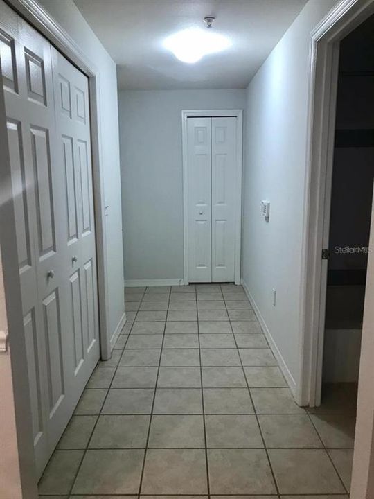 В аренду: $1,795 (2 спален, 2 ванн, 1107 Квадратных фут)