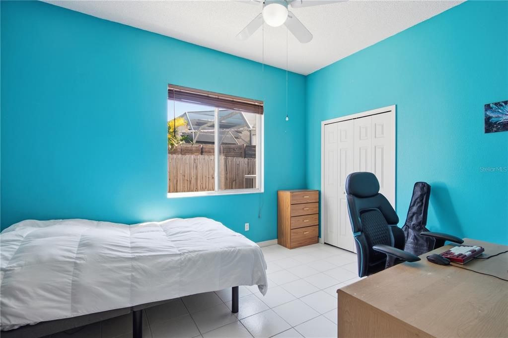 En Venta: $685,000 (4 camas, 2 baños, 2917 Pies cuadrados)