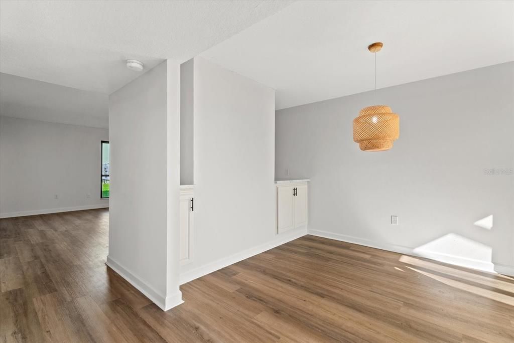 For Rent: $2,199 (2 beds, 2 baths, 1040 Square Feet)