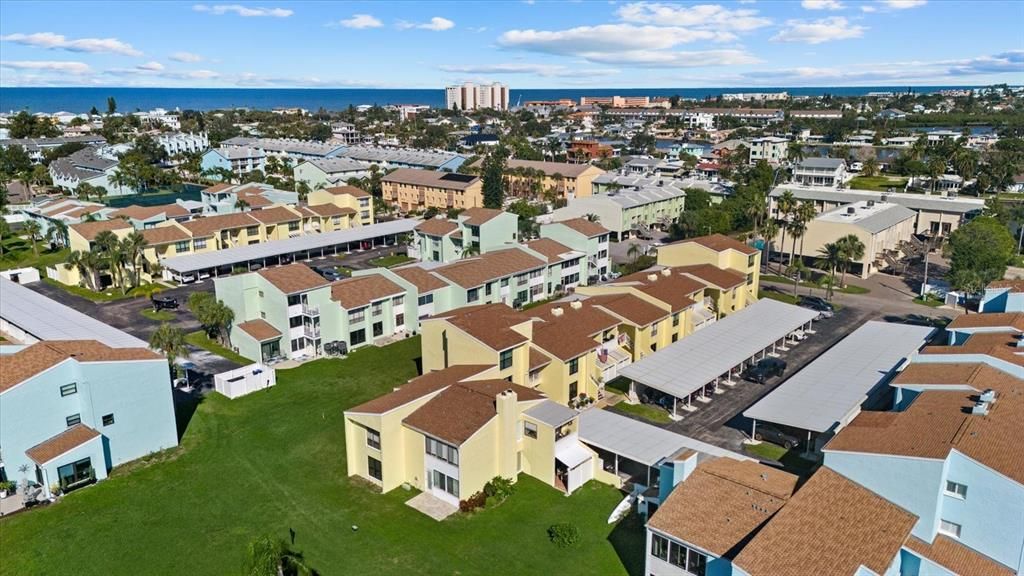For Rent: $2,199 (2 beds, 2 baths, 1040 Square Feet)