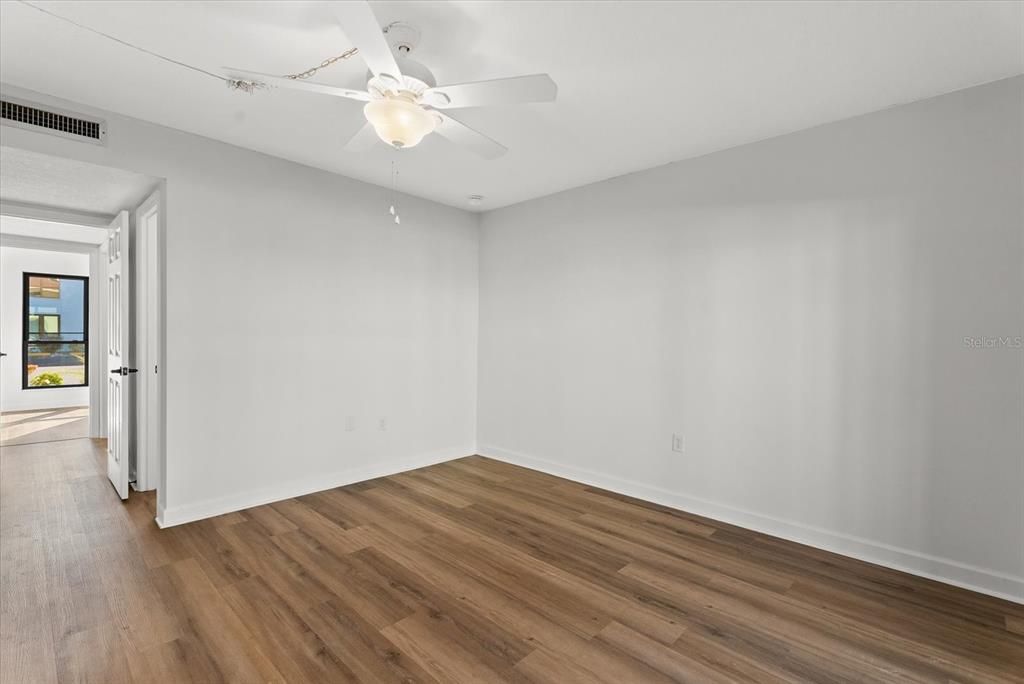 For Rent: $2,199 (2 beds, 2 baths, 1040 Square Feet)