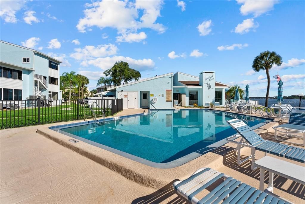 For Rent: $2,199 (2 beds, 2 baths, 1040 Square Feet)