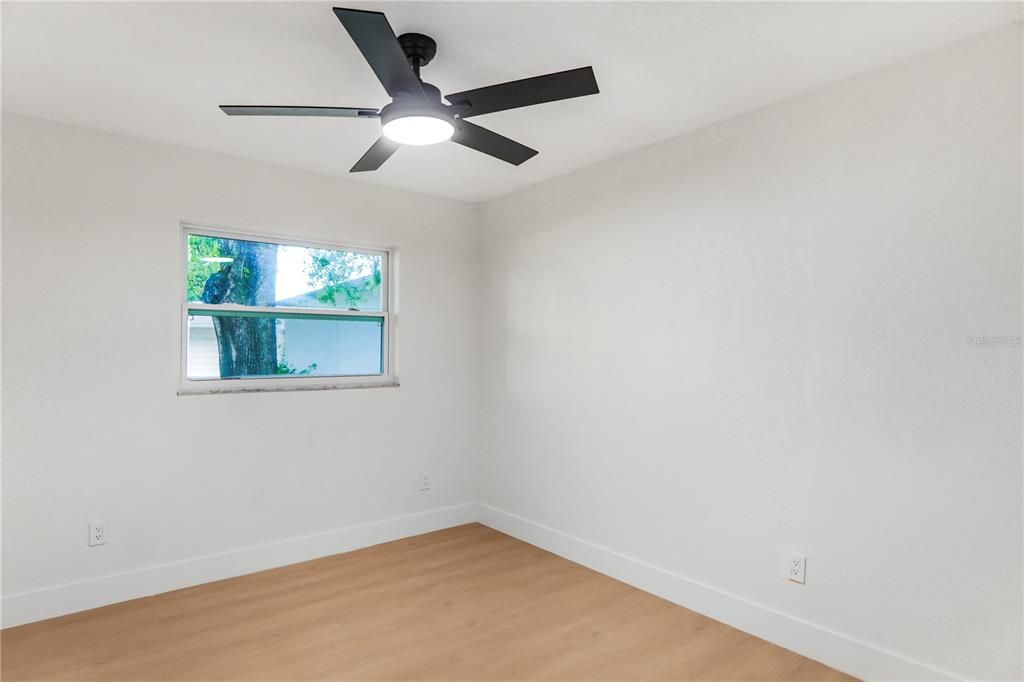For Sale: $569,999 (4 beds, 2 baths, 2164 Square Feet)