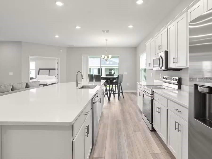 En Venta: $412,120 (4 camas, 2 baños, 2029 Pies cuadrados)