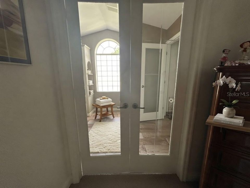 For Sale: $419,900 (3 beds, 2 baths, 3308 Square Feet)