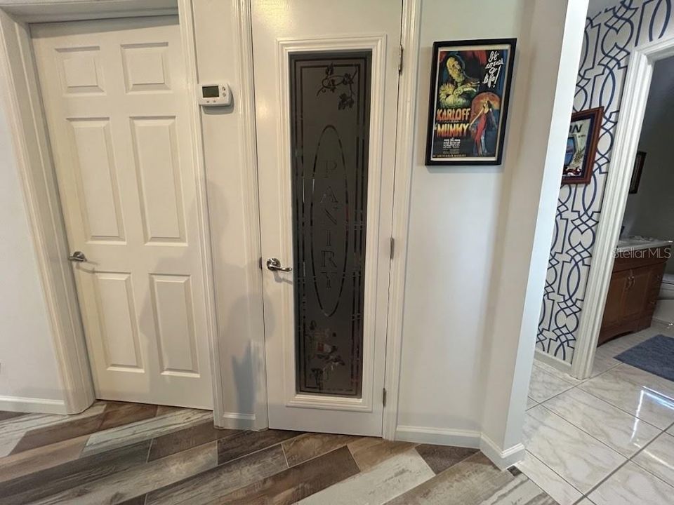 For Sale: $419,900 (3 beds, 2 baths, 3308 Square Feet)