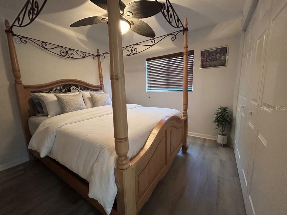 For Sale: $419,900 (3 beds, 2 baths, 3308 Square Feet)