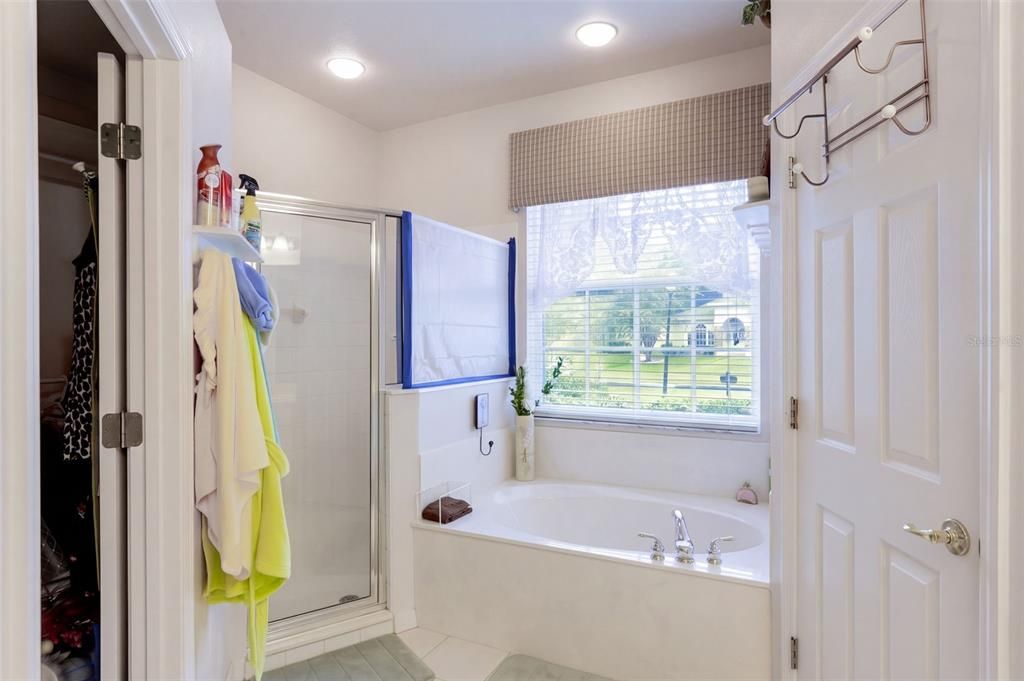 For Sale: $525,000 (4 beds, 2 baths, 2142 Square Feet)